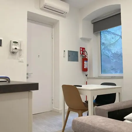 Center Monflat * Τεργέστη